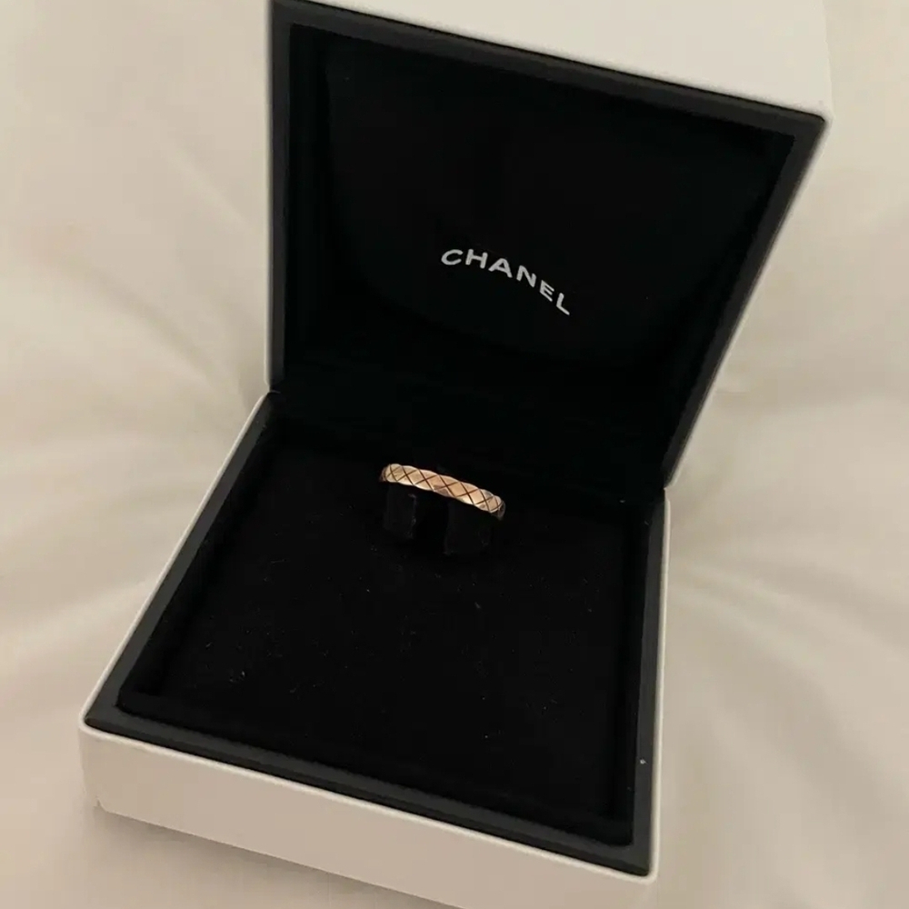 CHANEL Coco Crush Ring – Mini Size (Beige Gold)
